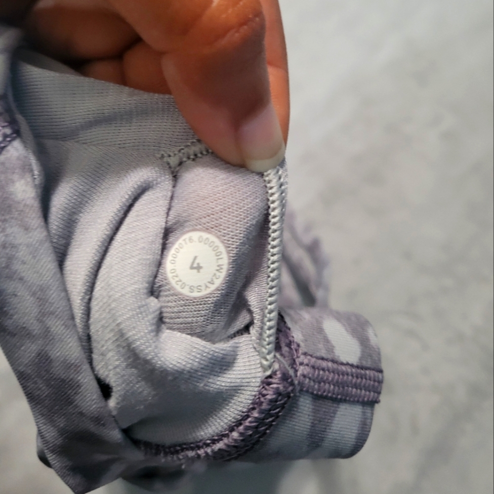 Lululemon Flow Freely Bra Size 4 - Picture 3 of 6